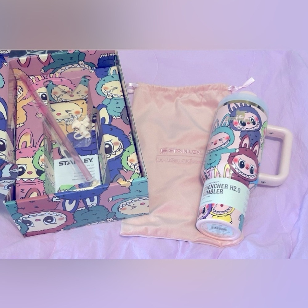 Labubu Stanley with Gift Box - Picture 9 of 14